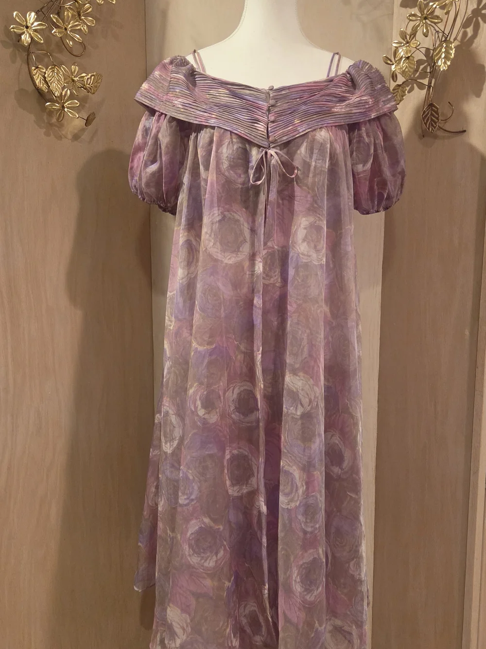 Eye-Ful by the Flaums 60's peignor set!